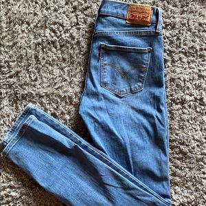 Levi’s Jeans